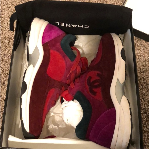 🚫SOLD🚫 CHANEL SNEAKERS - Picture 8 of 8